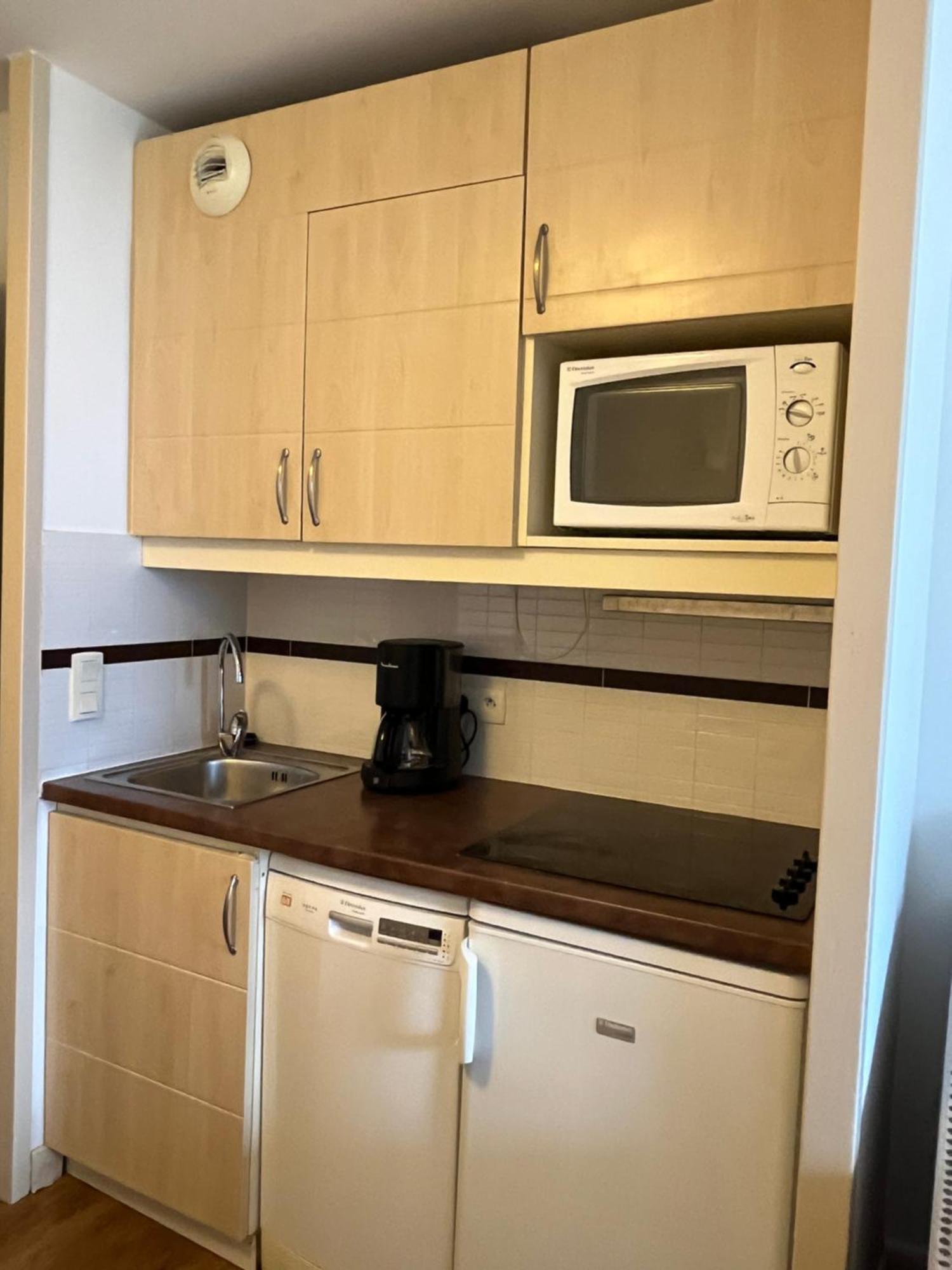 Superbe appartement vue mer av. piscine et tennis Cannes Extérieur photo
